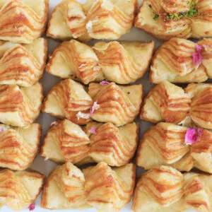 شیرینی پاپیونی