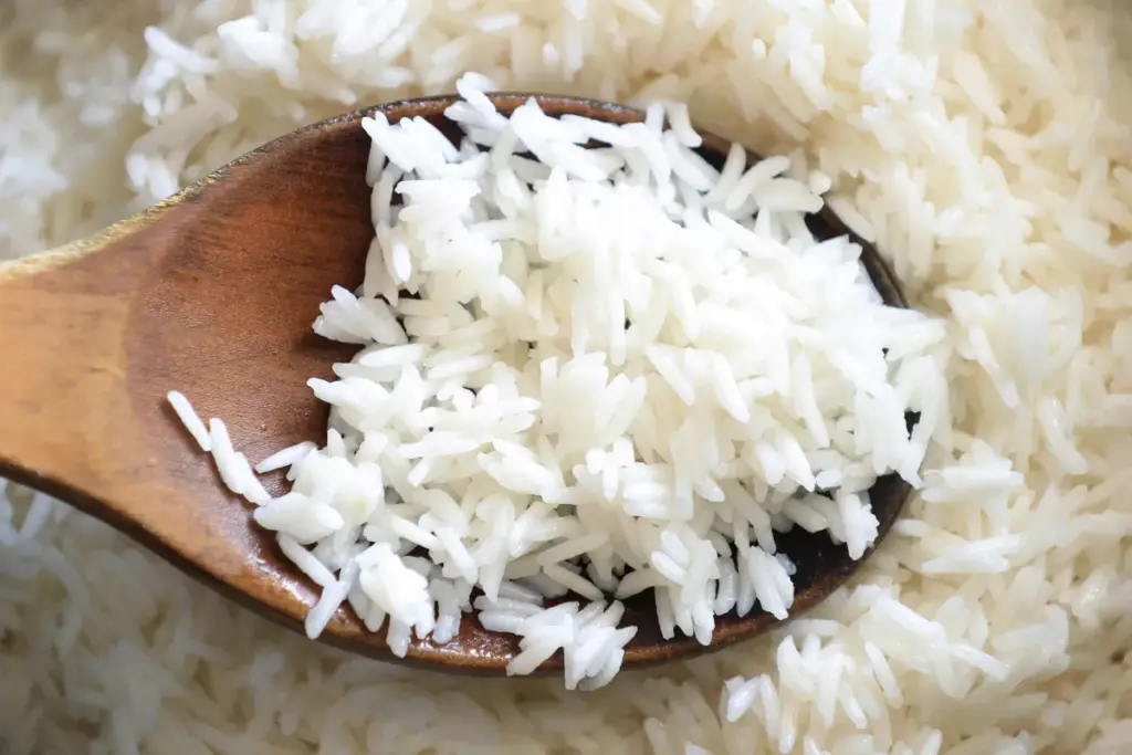 طرز تهیه کته دودی برای کته کباب شمالی (این مقدار برای حدود ۲ تا ۳ نفر مناسبه)