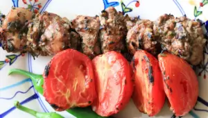 جوجه ترش با رب انار، خوش طعم و سریع